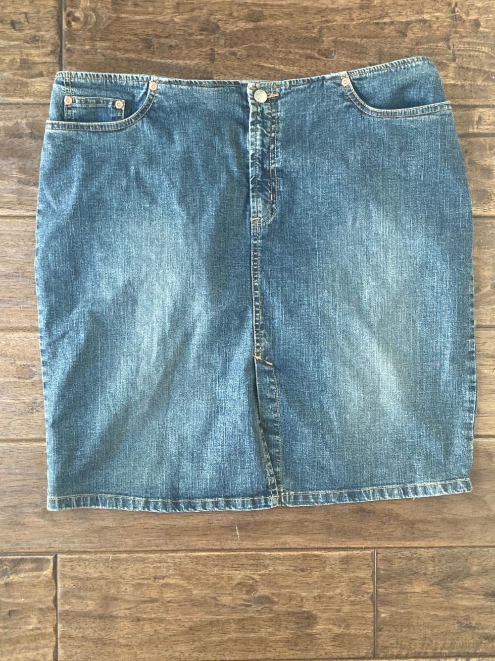 Vintage 2000s Y2K Old Navy Denim Mini Skirt Sz 16 Ultra Low Rise Jean